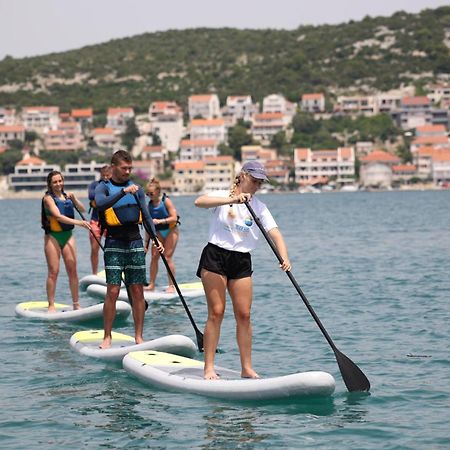 Mobilheim Andrea Wunderschoene Ferienwohnung Direkt Am Meer Jezera Eksteriør bilde